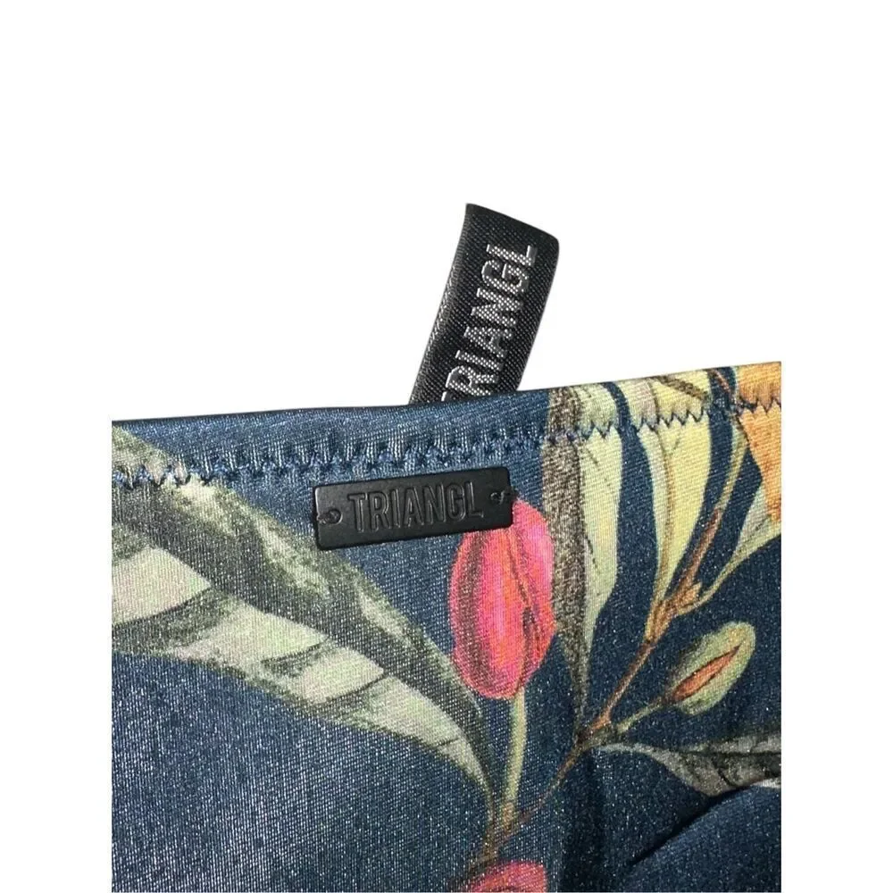 NEW WITHOUT TAGS Triangl Womens navy blue with a pink and yellow floral pattern